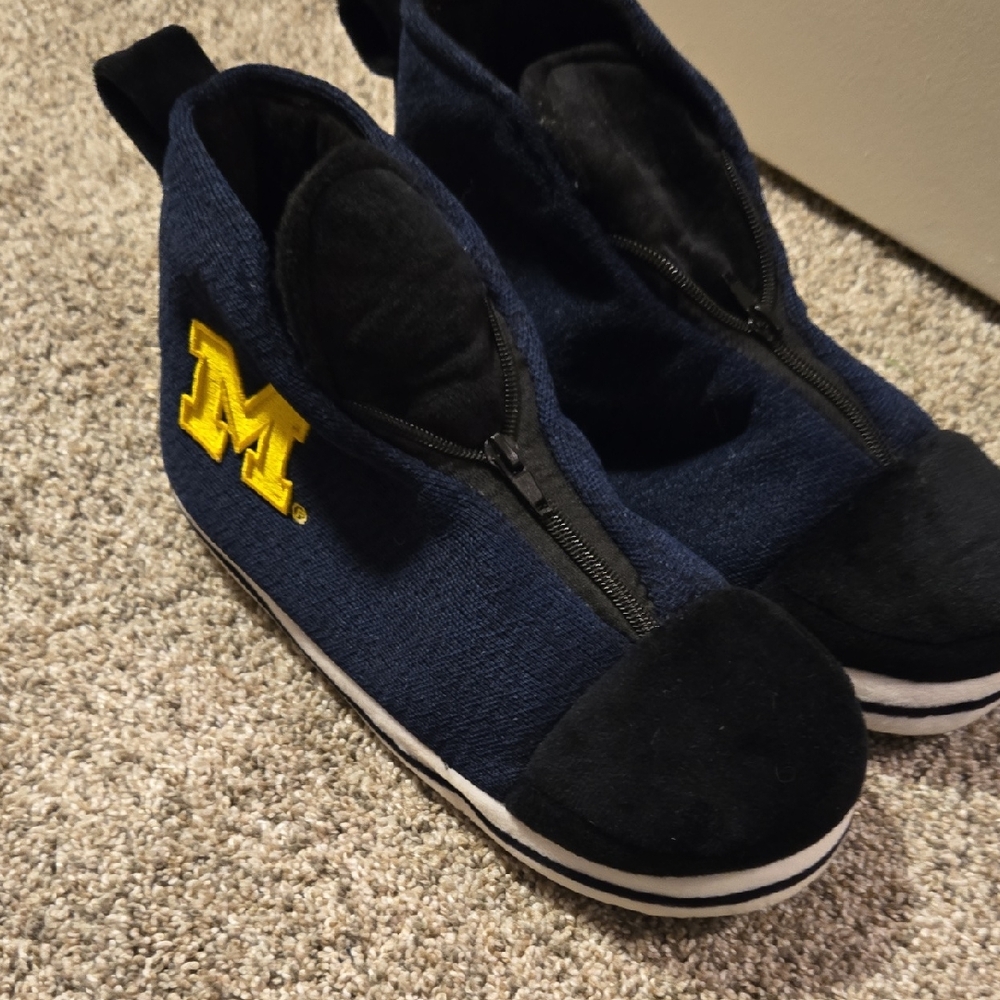 Kids Blue and Black Slippers